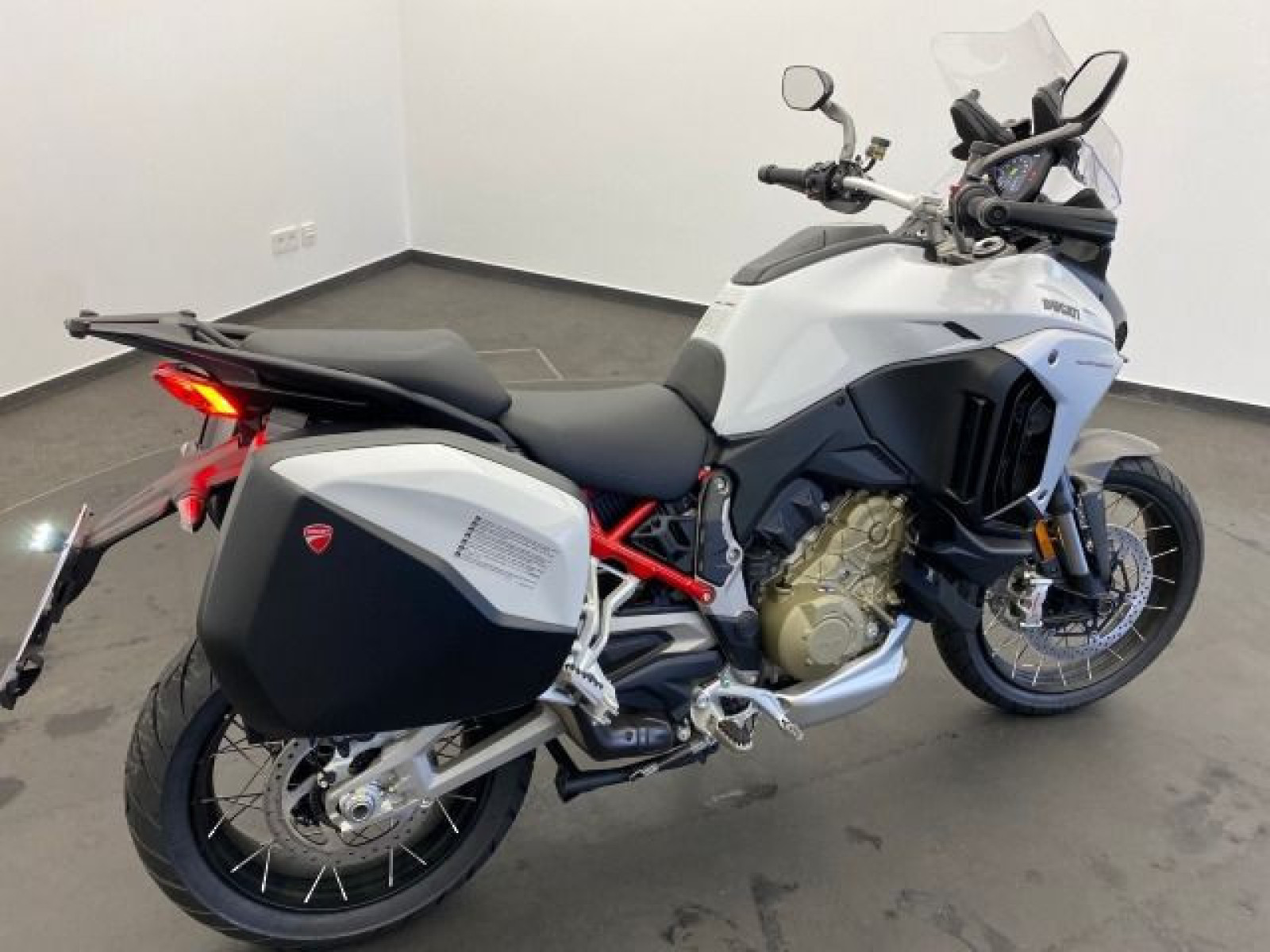 Ducati - Multistrada V4 S_3 Ducati - Multistrada V4 S_3