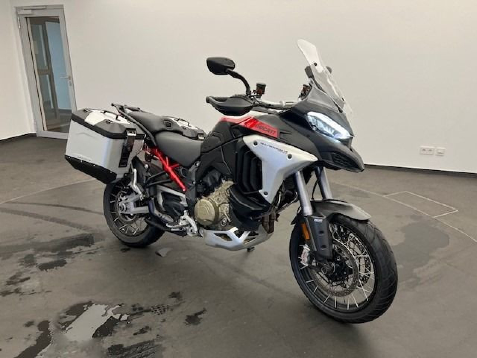 Ducati - Multistrada V4_2 Ducati - Multistrada V4_2