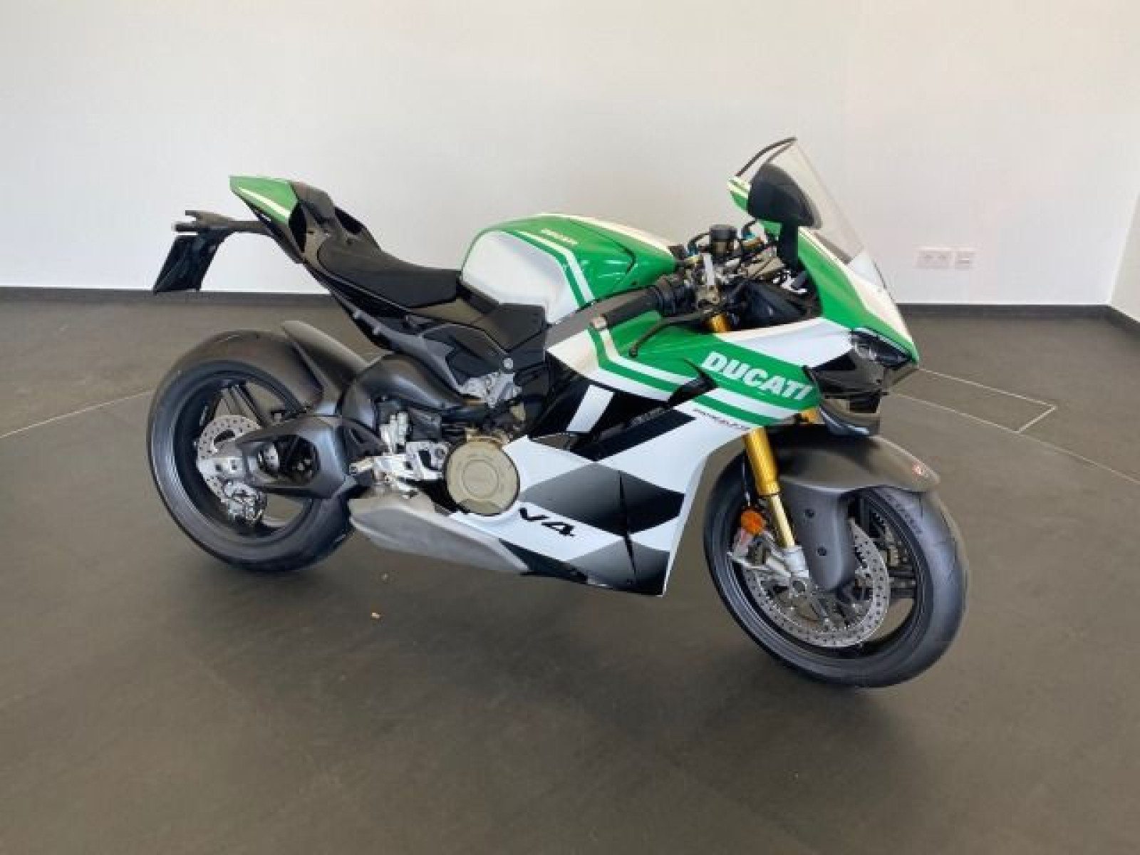 Ducati - Panigale V4_2 Ducati - Panigale V4_2