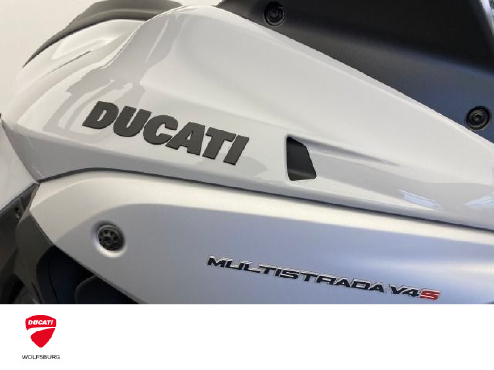 Ducati - Multistrada V4 S_1