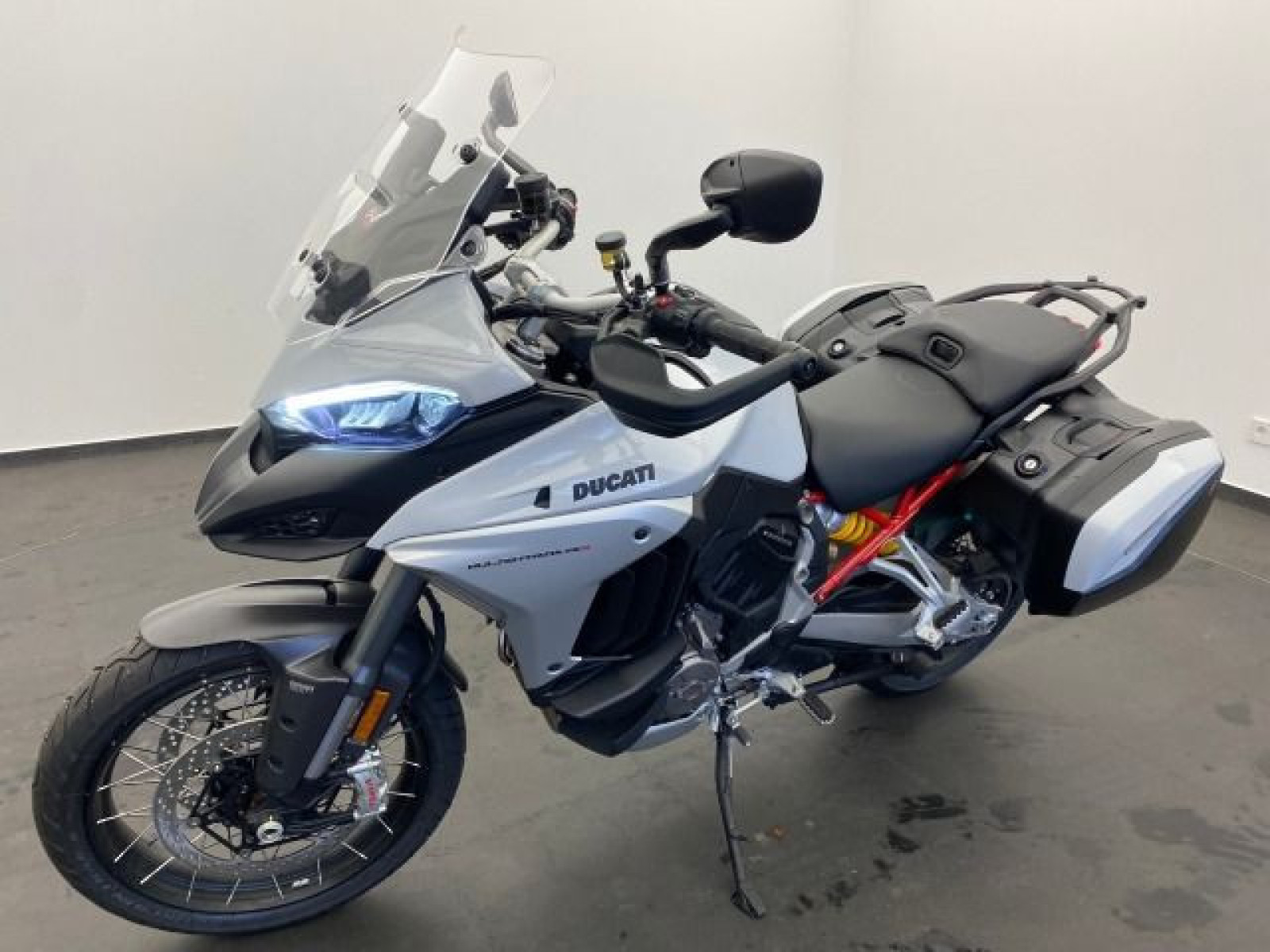 Ducati - Multistrada V4 S_9 Ducati - Multistrada V4 S_9